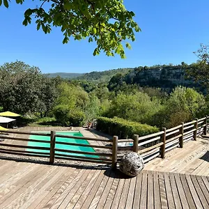  Hébergement de vacances Nature En Luberon France